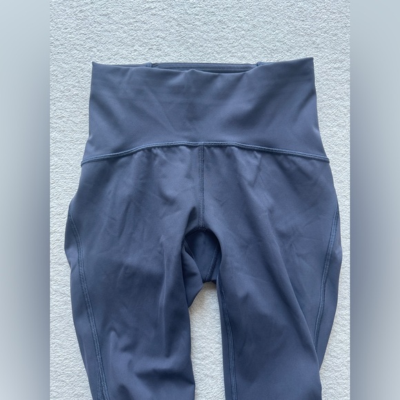 Lululemon Train Times size 2 7/8 Pant (25" ) Midnight Navy‎ - Picture 8 of 13
